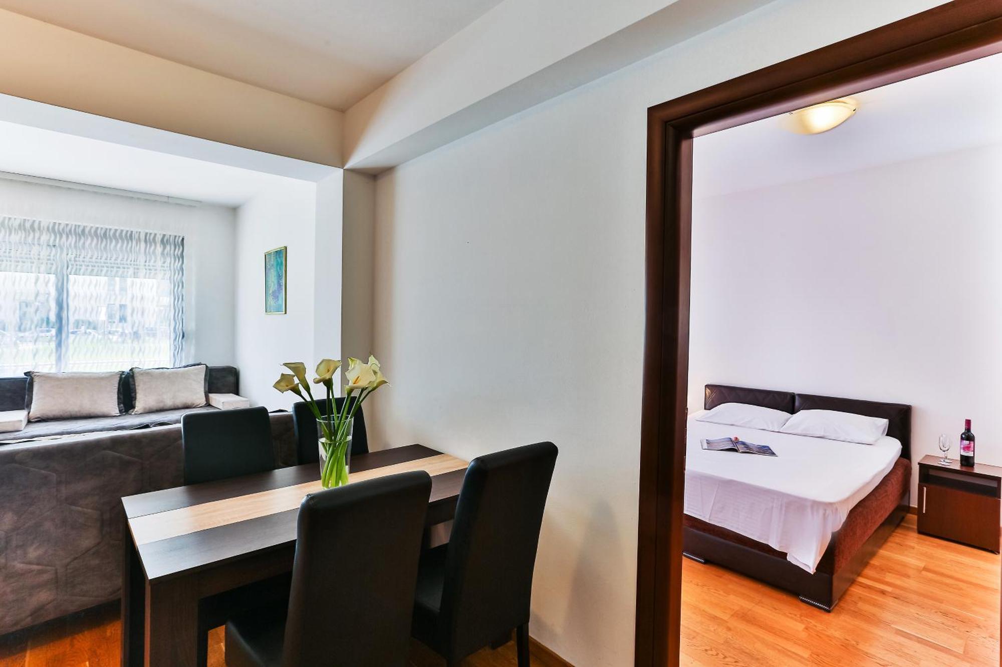 City Montesun Apartments 2 Budva Eksteriør billede
